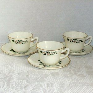 1950's Georgian China Hawthorne 3 Coffee Cups & Saucers Dogwood 22 kt Gold